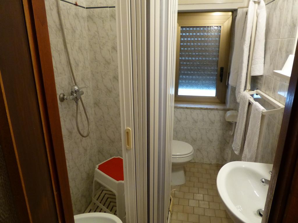 Hotel Beau Sejour Giampietro Andrea Sarre Phòng bức ảnh